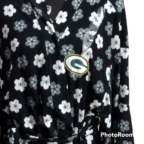 Green Bay Packers Kimono Robe - Picture 3 of 6